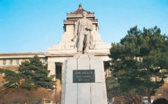 https://www.chinanews.app/uploads/allimg/230219/1_02192242003013.jpg
