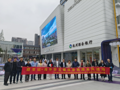 https://www.chinanews.app/uploads/allimg/230401/1-230401105203M5-lp.png