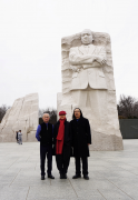 https://www.chinanews.app/uploads/allimg/240524/1-240524105121334-lp.png